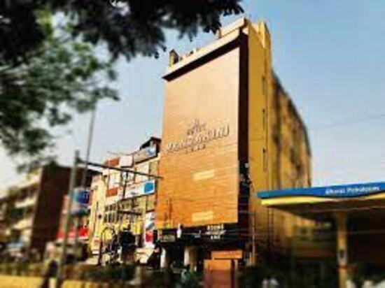 Hotel Mandakini Lush Kanpur Exterior photo